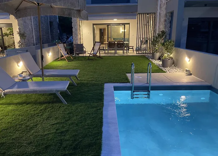 Trinity Pool Gold 펜션